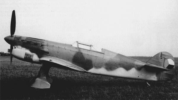 Avia B-35